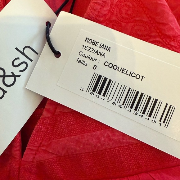 NWT size 0 ba&sh Robe Iana dress  Short dress
V neck
Balloon sleeves
100% cotton - Picture 10 of 11